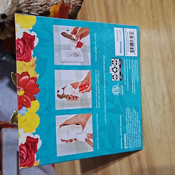 Pioneer Woman Beautiful Butterfly Fragrance Oil Diffuser New in Box - Picture 4 of 6